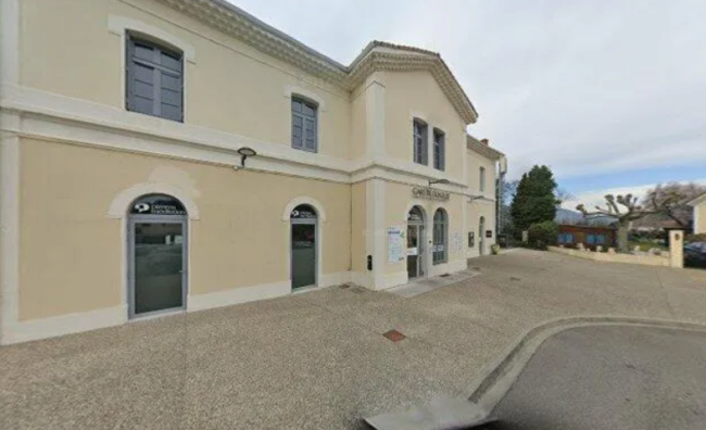 LA LIAISON DOUCE DU PORT DE PLAISANCE À LA GARE SNCF